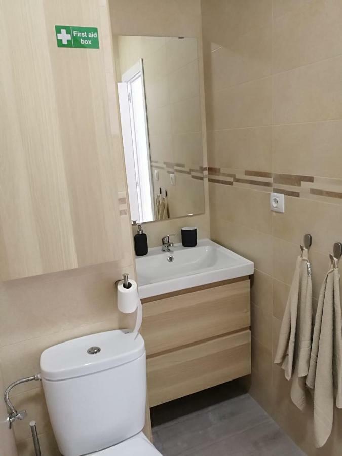 סאוטה Apartamentos Playa Benitez מראה חיצוני תמונה