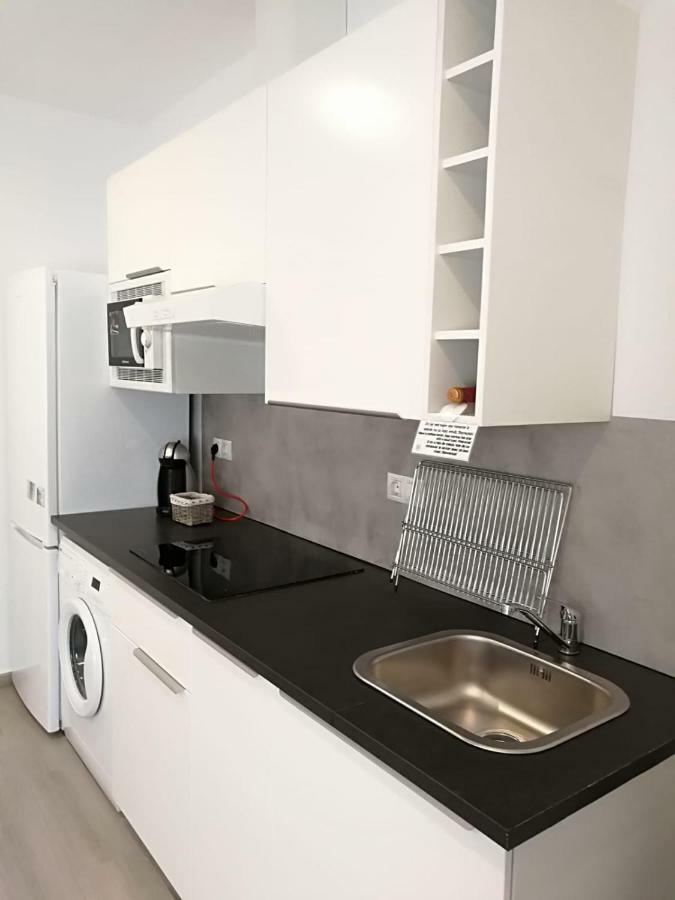סאוטה Apartamentos Playa Benitez מראה חיצוני תמונה